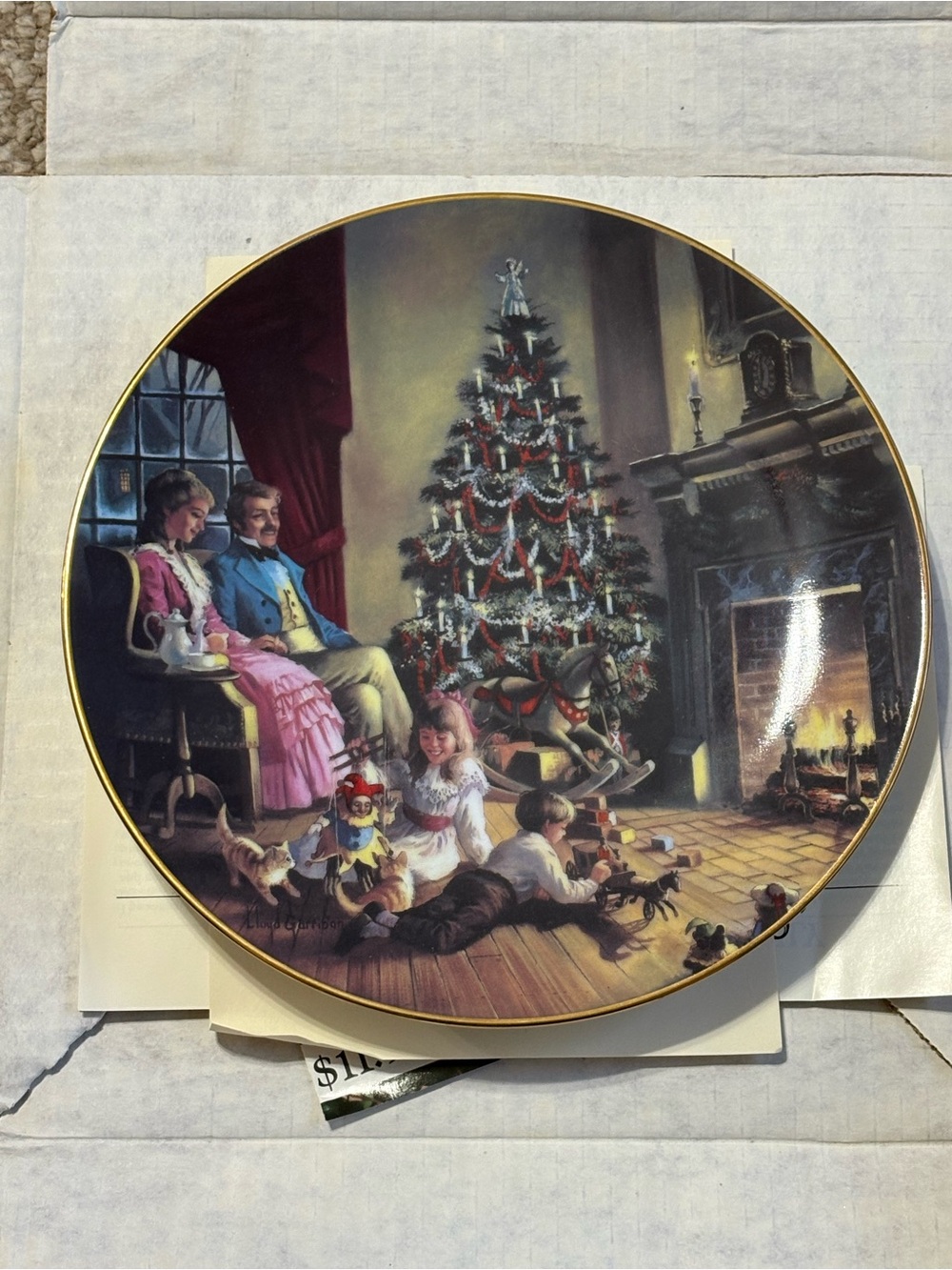 George Holiday Plate with Green Christmas Tree and Gold Trim